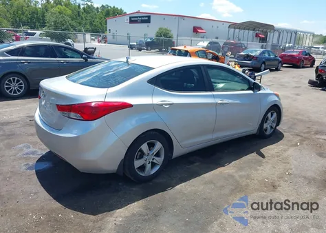 2013 Hyundai Elantra Gls z USA, uszkodzony, nr VIN 5NPDH4AE0DH293581